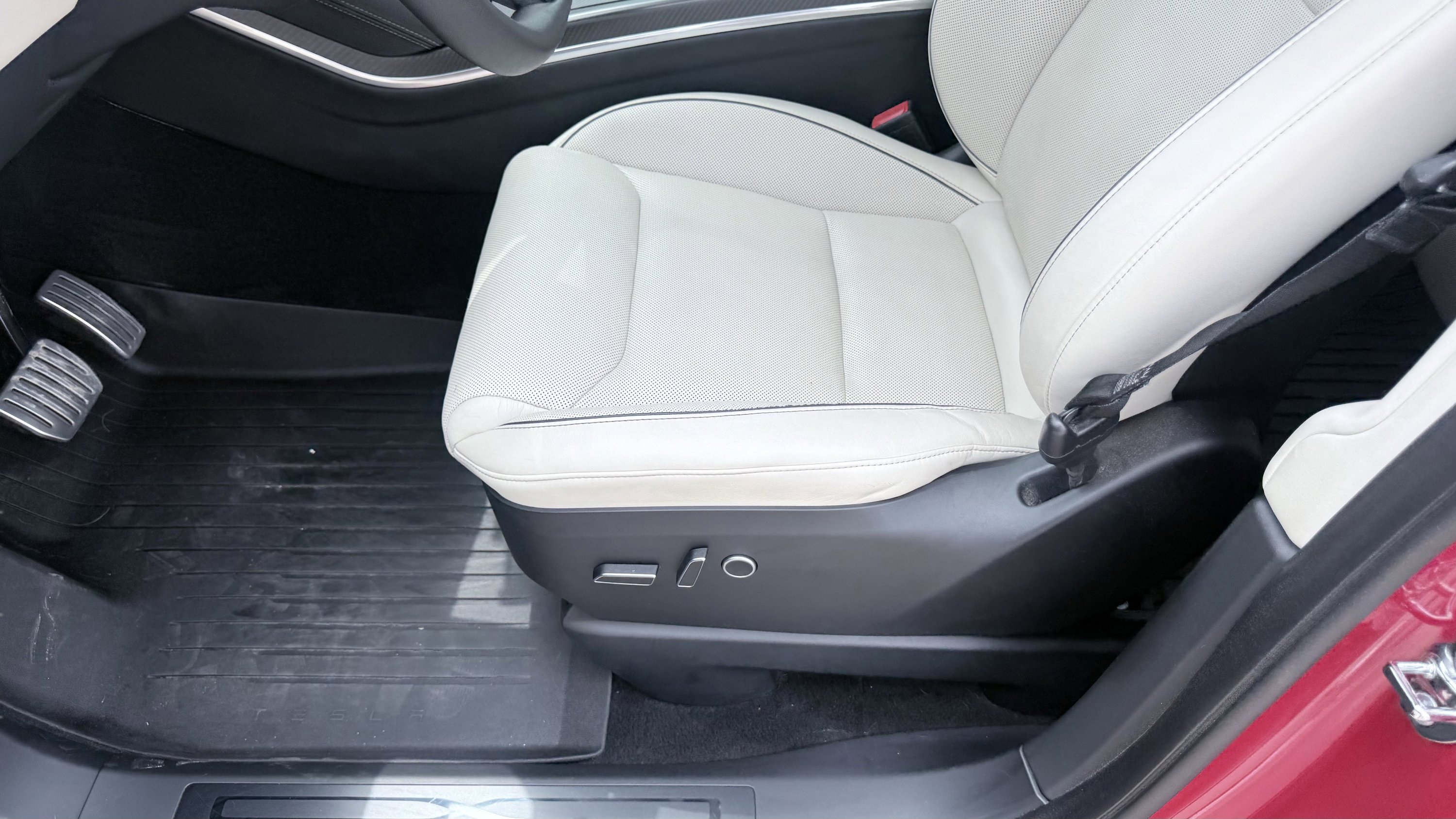 Used 2022 Tesla Model X Plaid AWD/4WD image 33