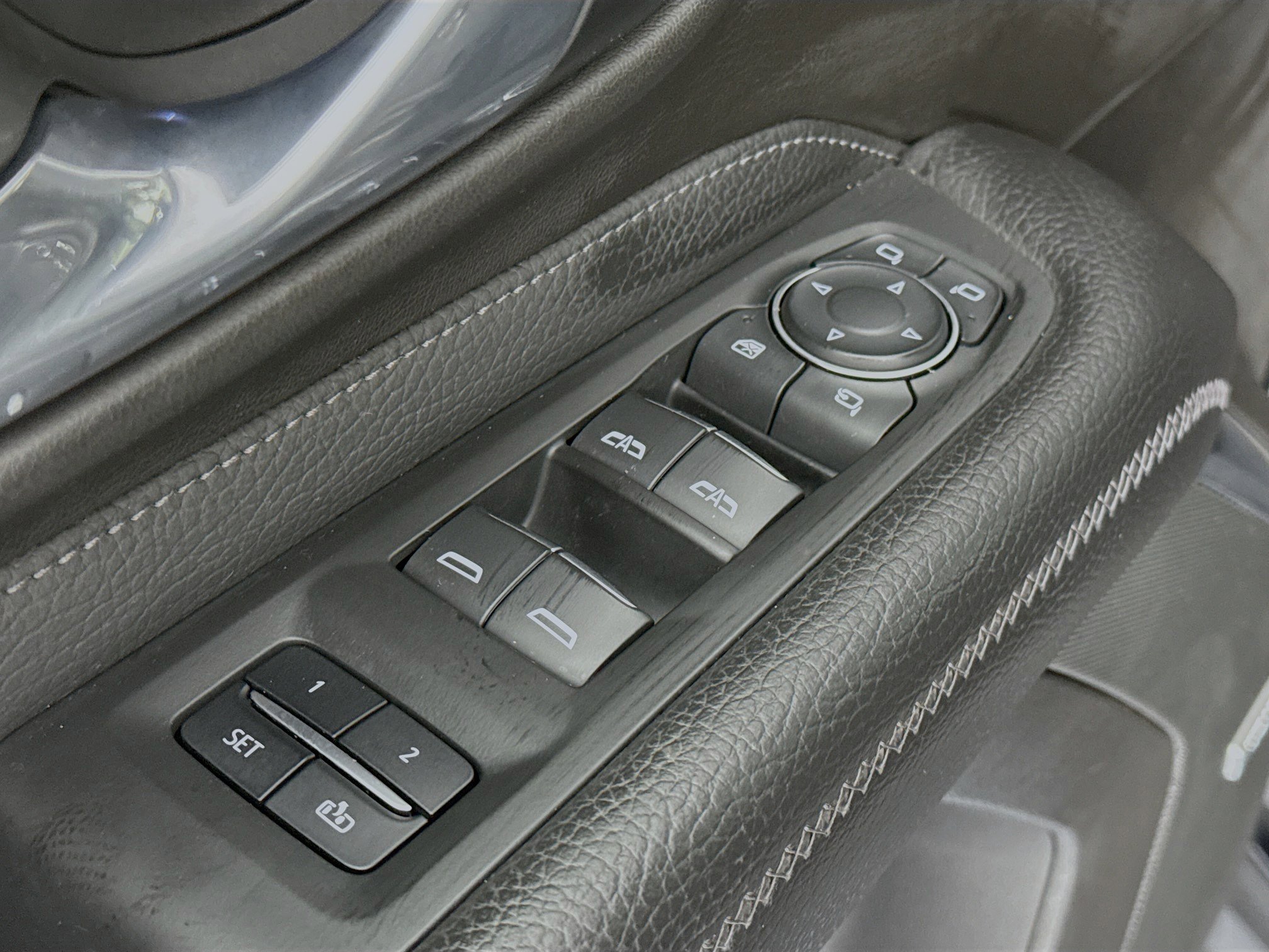 Used 2021 GMC Yukon Denali w/ Denali Ultimate Package image 17