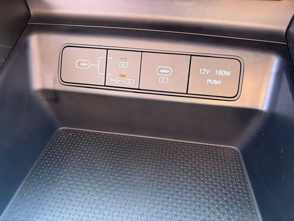 New 2027 Hyundai Santa Cruz SE AWD/4WD image 17