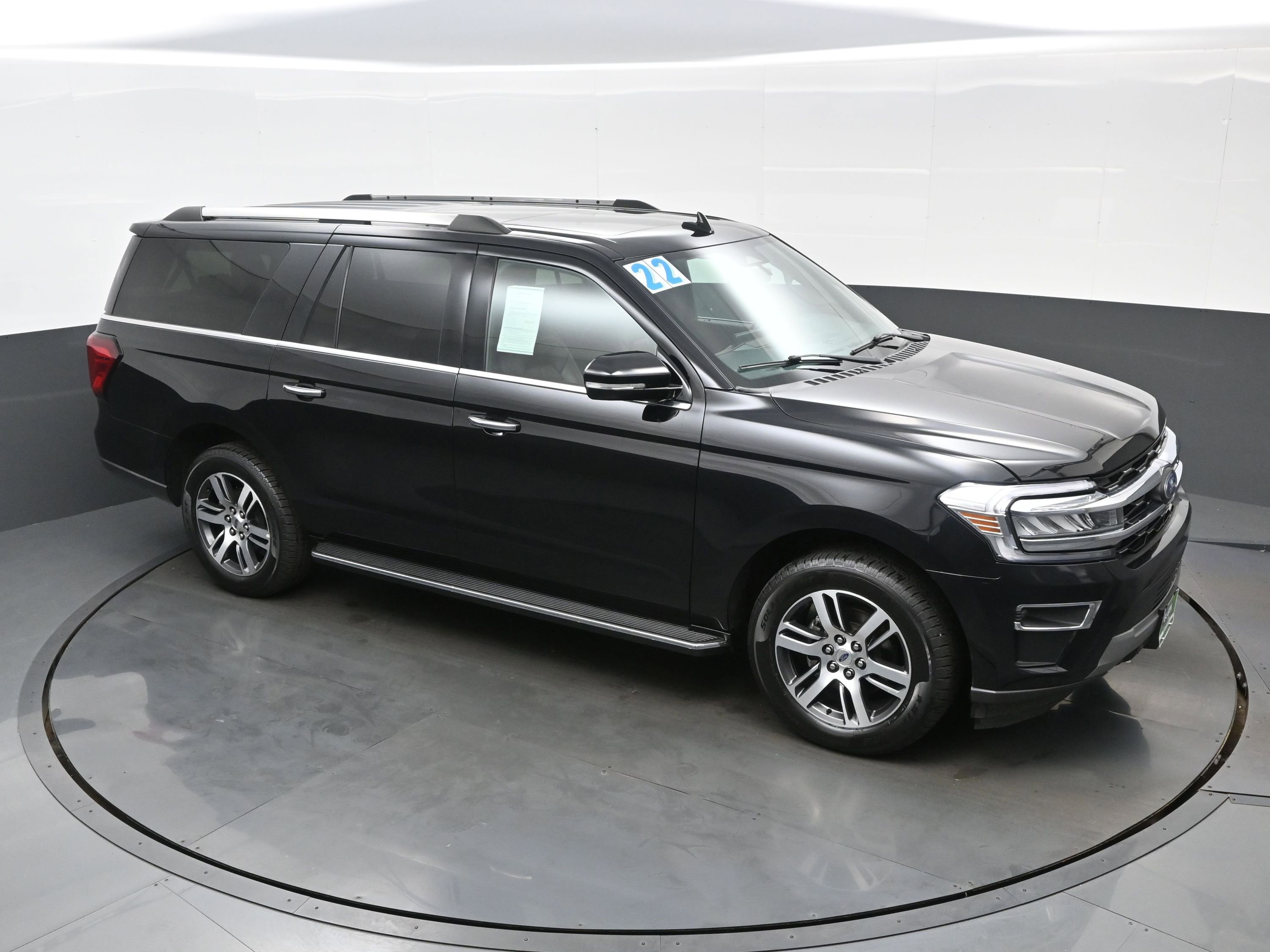 Used 2022 Ford Expedition Max Limited image 43