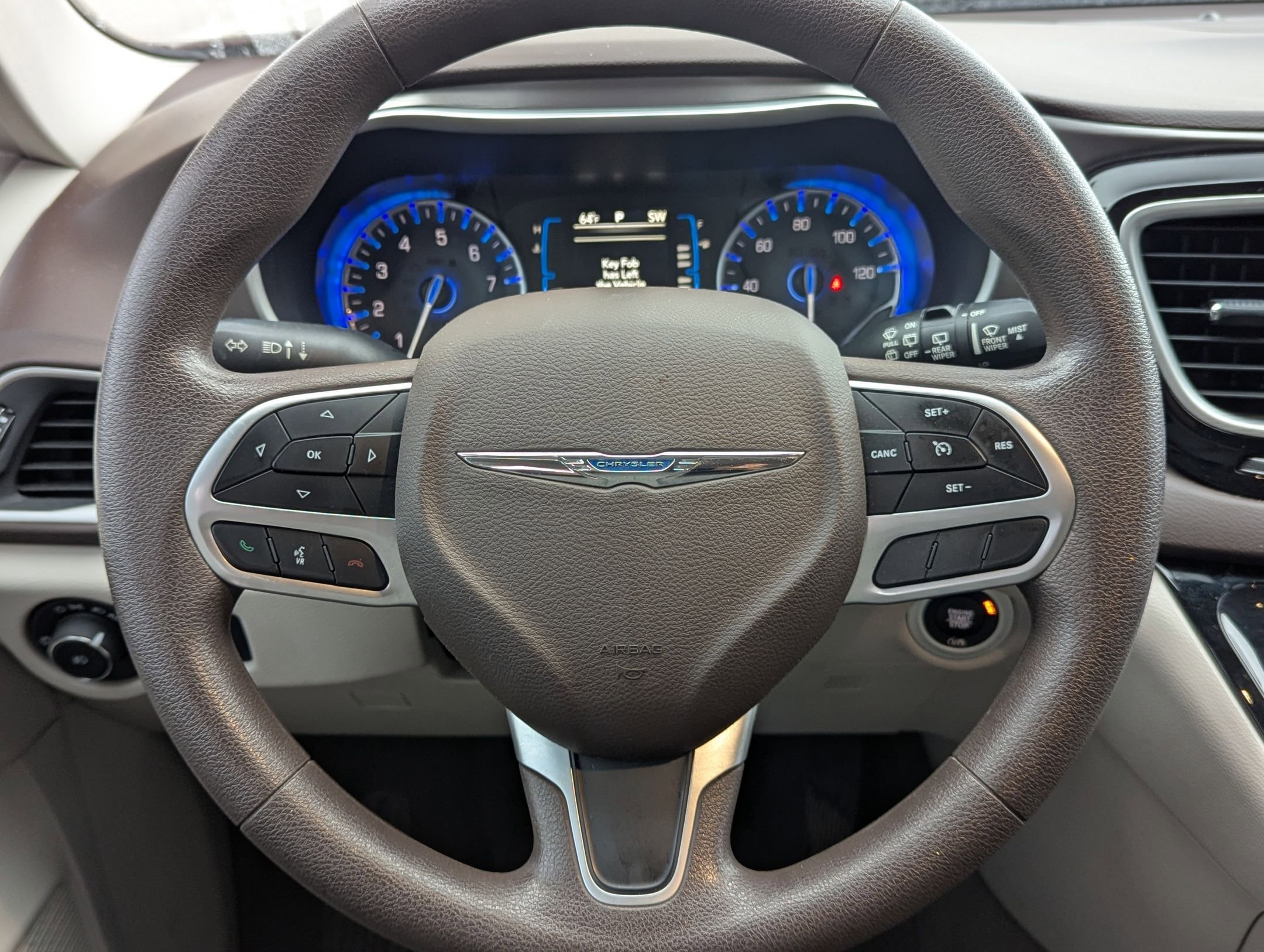 Used 2017 Chrysler Pacifica Touring Plus w/ Security Group image 19