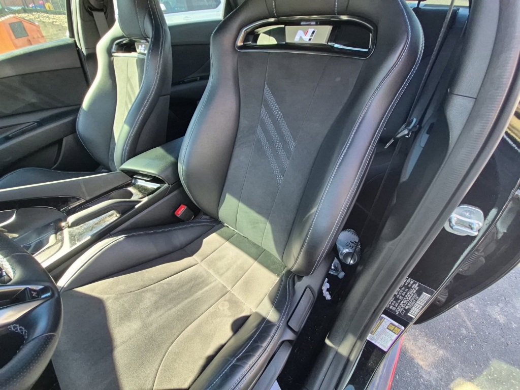 Used 2023 Hyundai Elantra N image 11