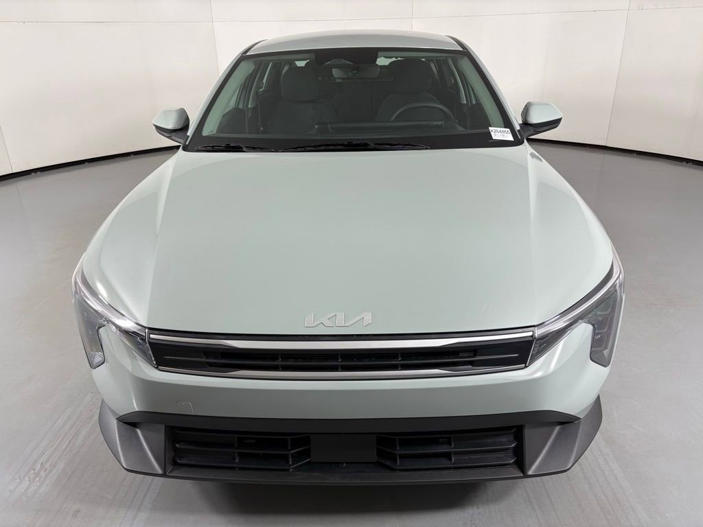 New 2026 Kia K4 LXS image 3