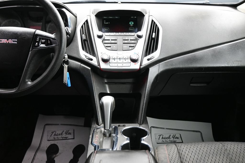 Used 2015 GMC Terrain SLE FWD image 17