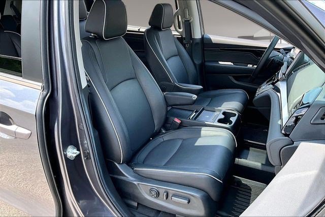 Certified 2025 Honda Odyssey Touring image 27
