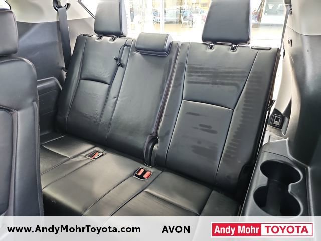 Used 2022 Toyota Highlander XLE image 29