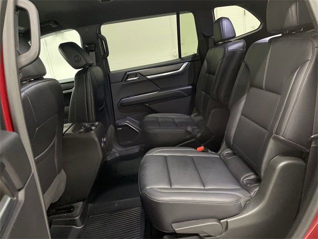 Certified 2024 GMC Acadia Elevation w/ Luxury Package image 17