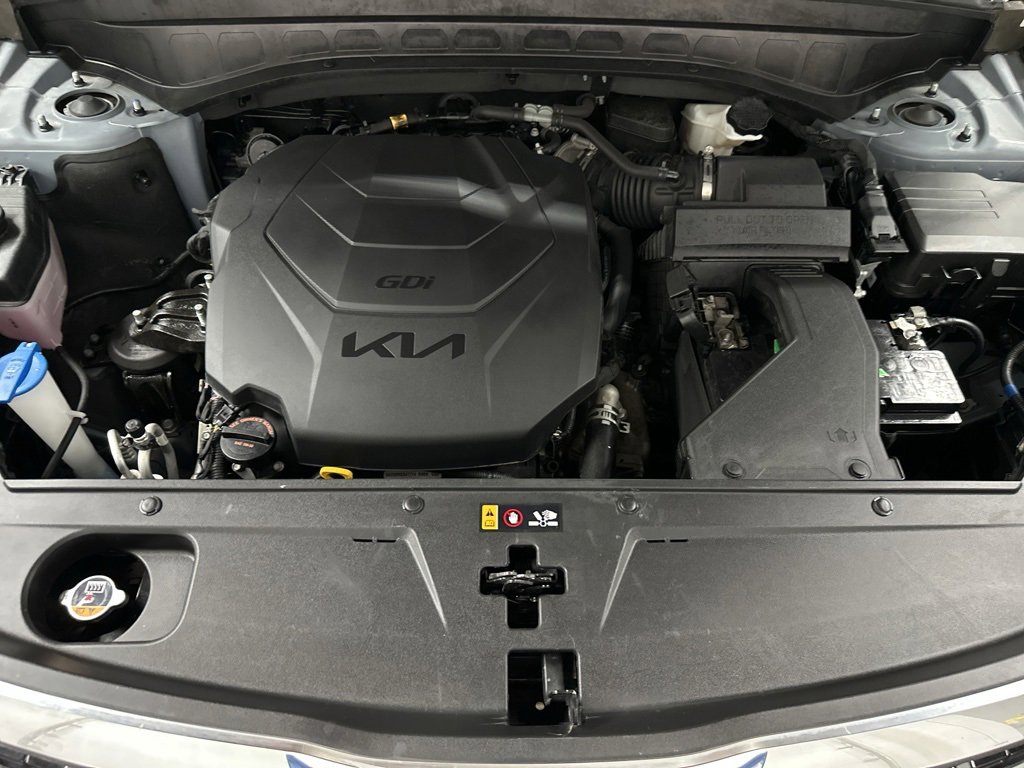 Used 2022 Kia Telluride SX w/ SX Prestige Package image 41