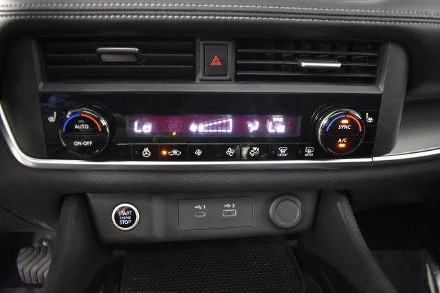 Certified 2023 Nissan Rogue SV w/ SV Premium B Package AWD/4WD image 18