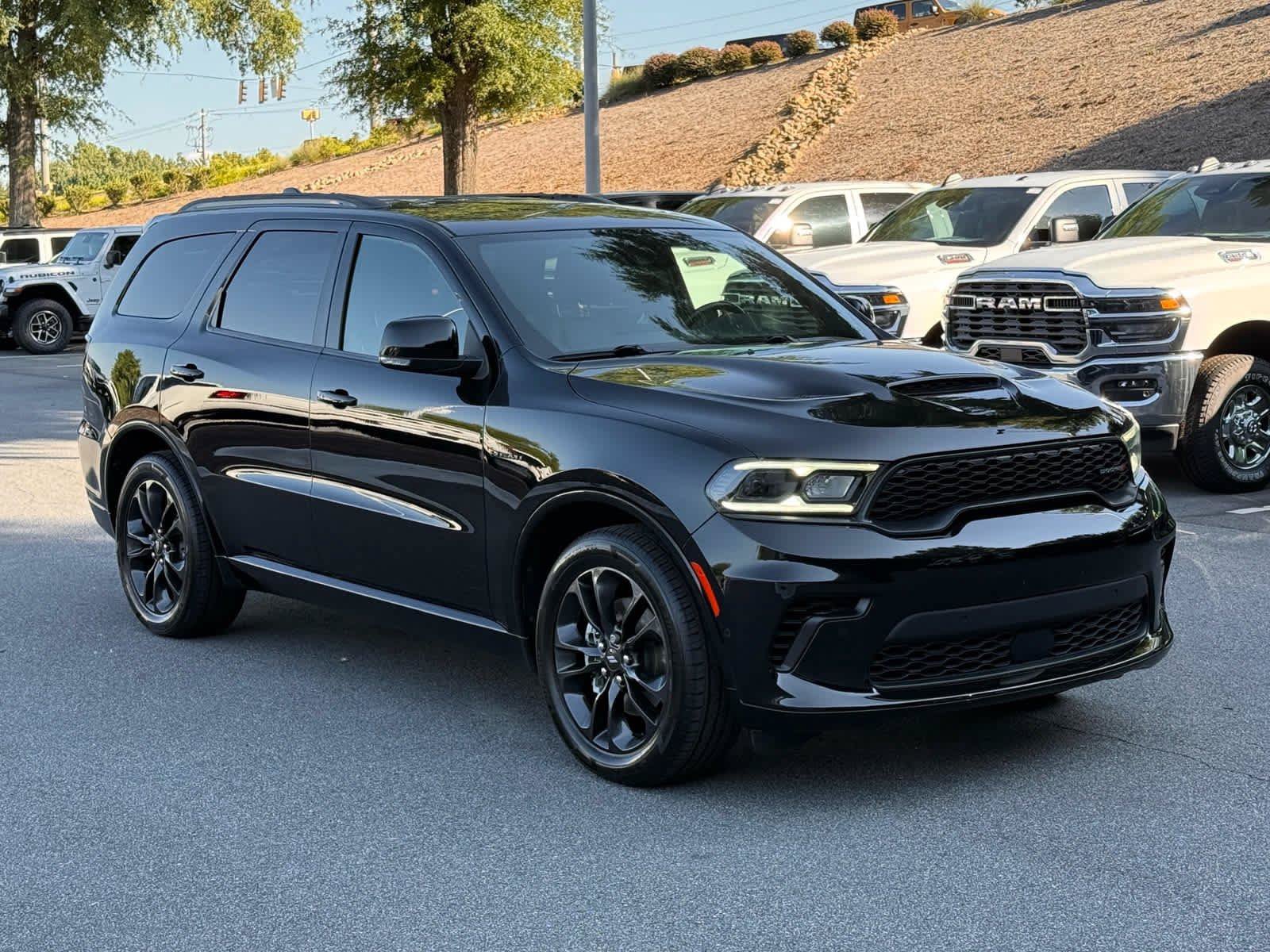 Used 2024 Dodge Durango R/T RWD image 7