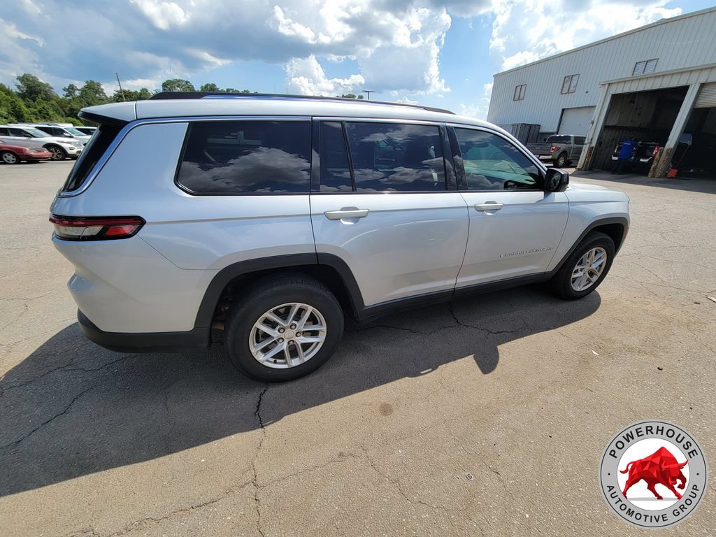 Used 2023 Jeep Grand Cherokee L Laredo AWD/4WD image 5