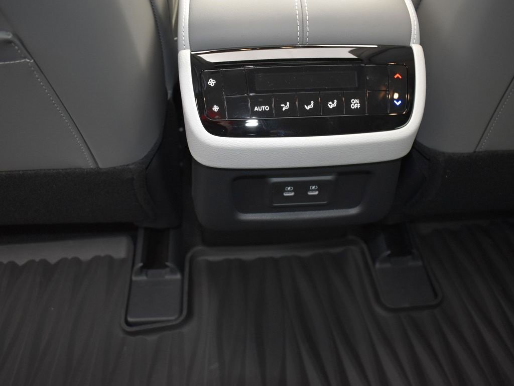 New 2026 INFINITI QX60 Pure image 19