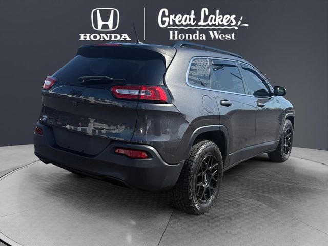 Used 2015 Jeep Cherokee Latitude image 5