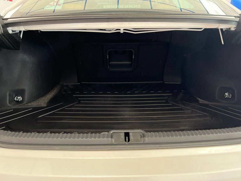 Used 2024 Lexus ES 300h w/ Accessory Package (Z1) FWD image 8