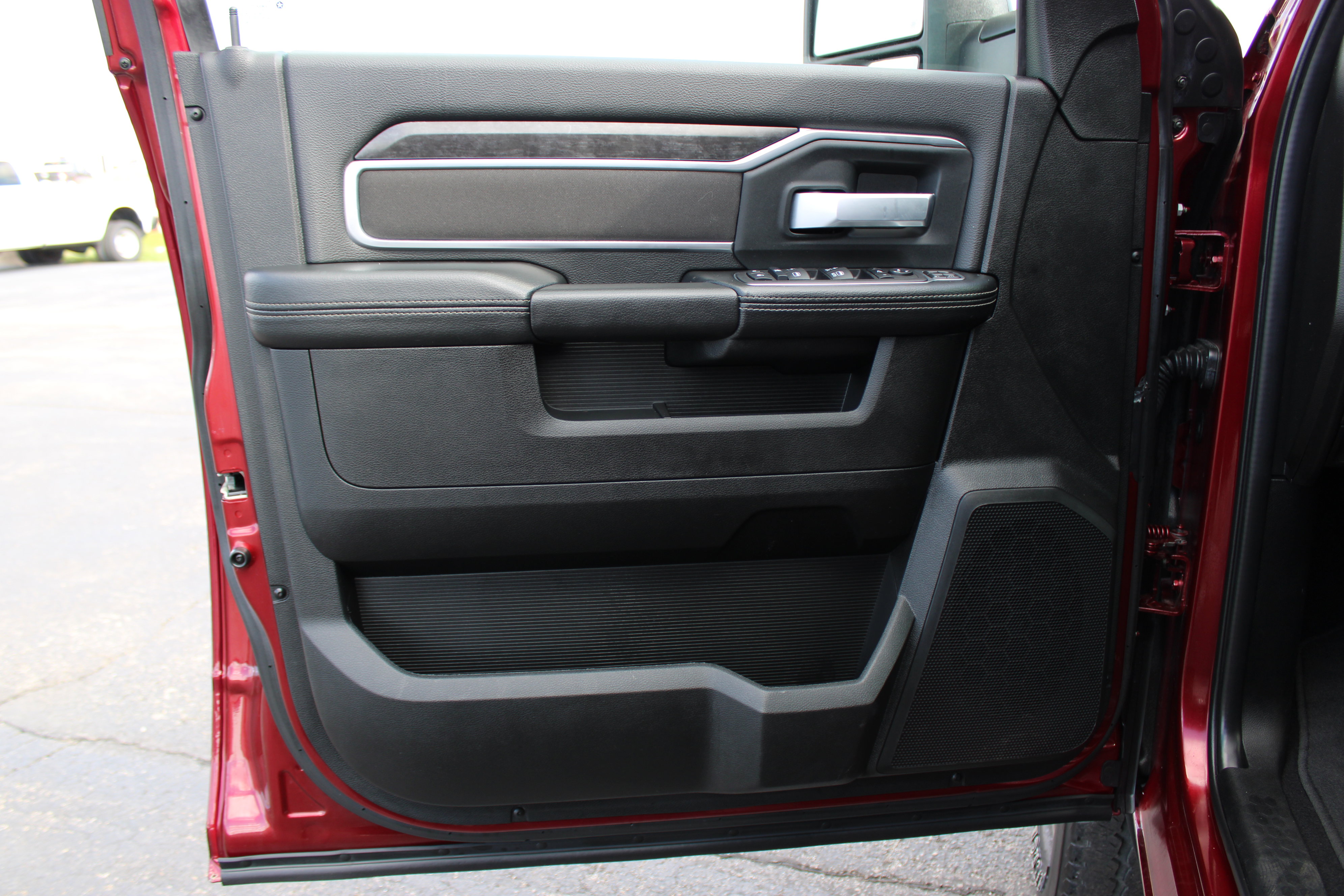 Used 2024 RAM 3500 Big Horn w/ Night Edition image 19