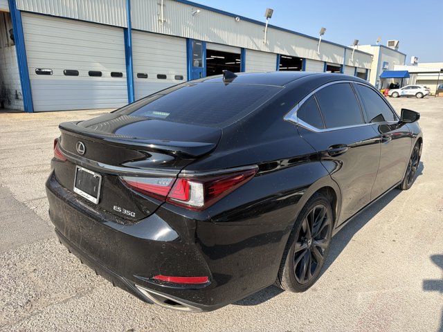 Used 2022 Lexus ES 350 F Sport FWD image 4
