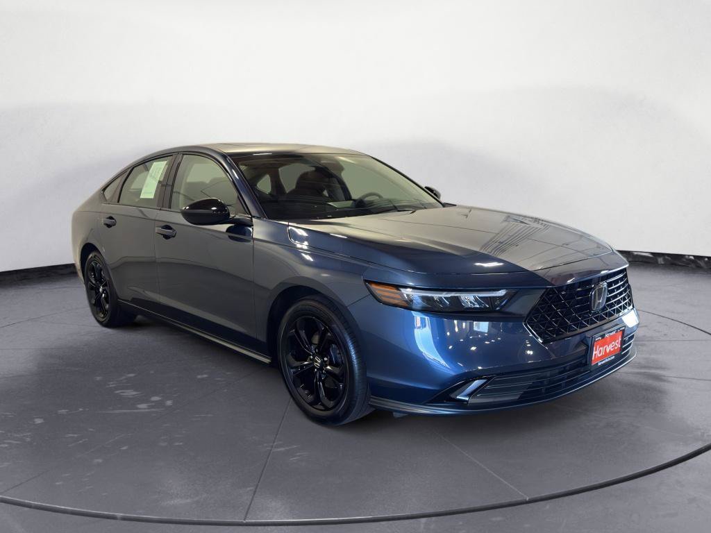 Used 2025 Honda Accord SE image 1