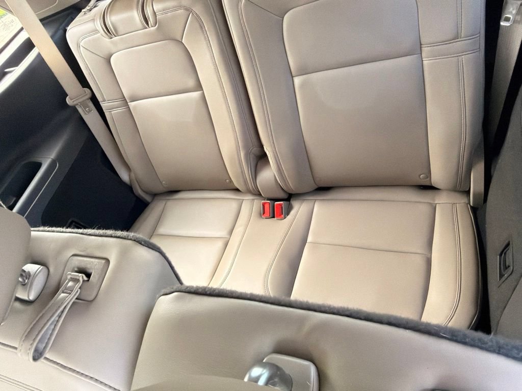 Used 2020 Lincoln Aviator Reserve w/ Equipment Group 202A AWD/4WD image 13