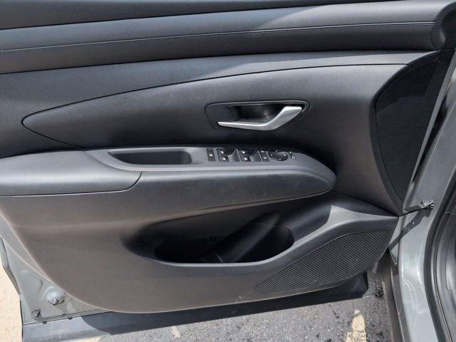 Used 2025 Hyundai Santa Cruz SEL FWD image 11