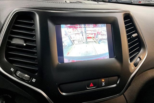 Used 2021 Jeep Cherokee Latitude image 14