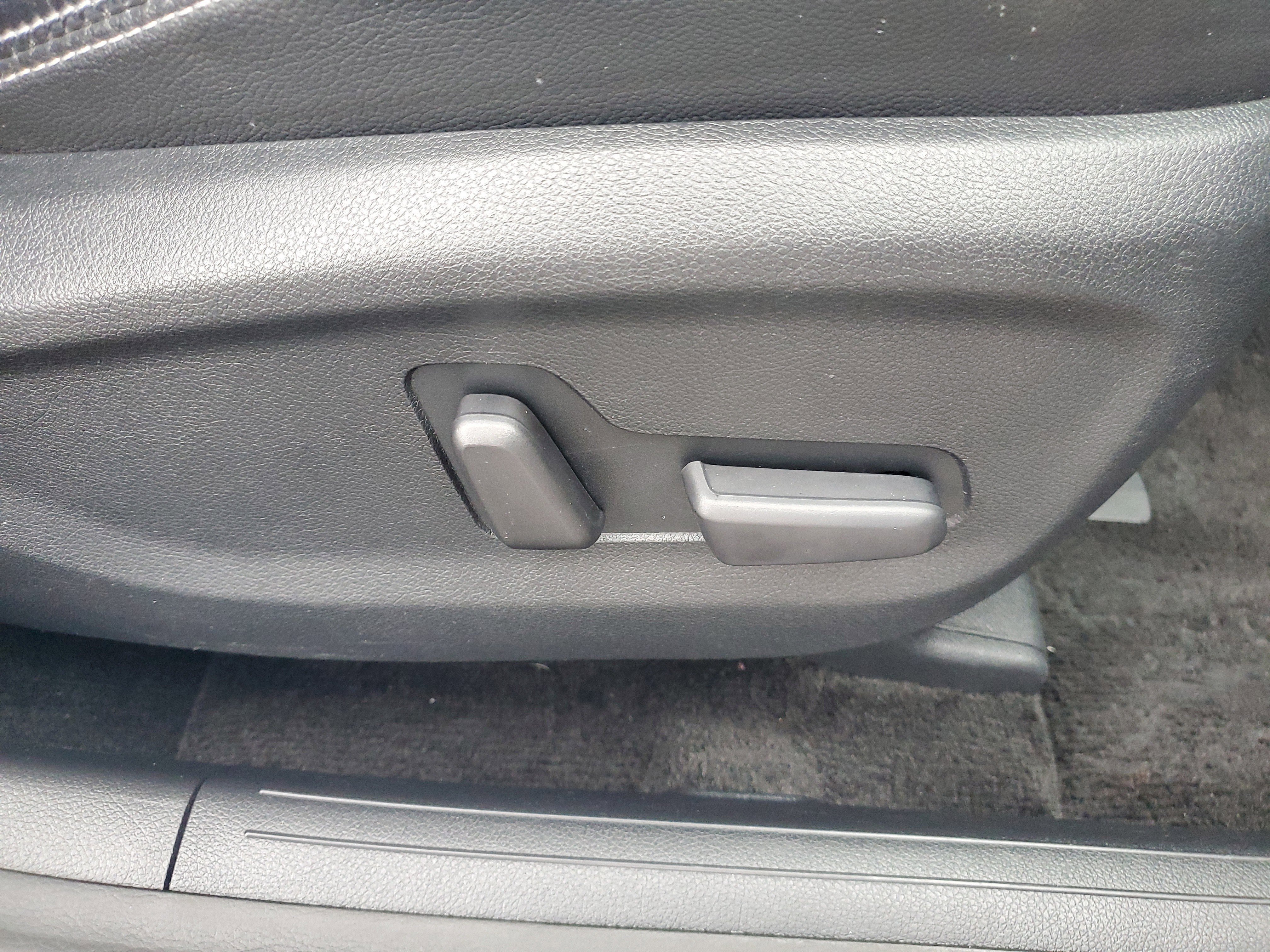 Certified 2021 Kia Sportage EX w/ EX Technology Package image 9