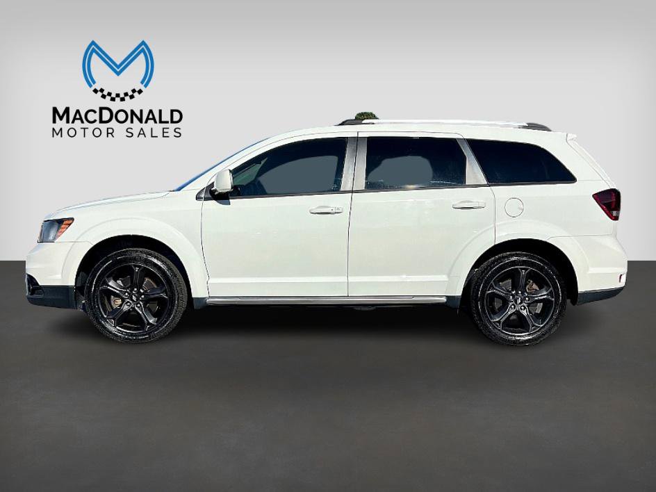 Used 2019 Dodge Journey Crossroad FWD image 3