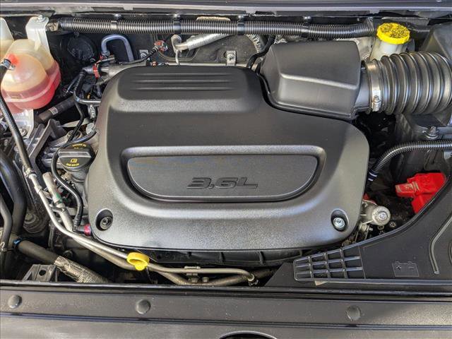 Used 2022 Chrysler Pacifica Touring-L FWD image 20