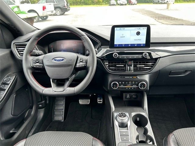 Used 2024 Ford Escape ST-Line image 14