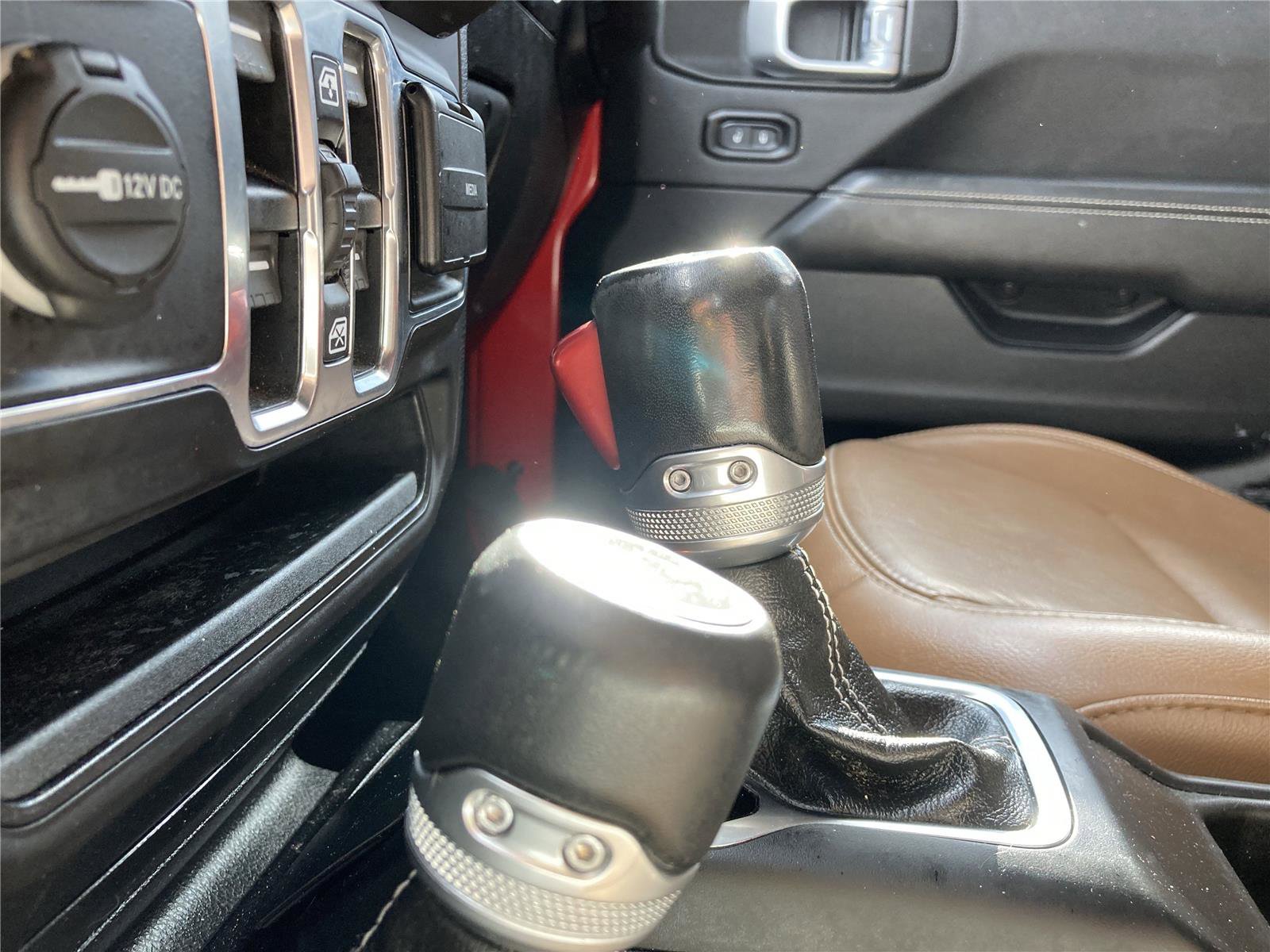 Used 2020 Jeep Gladiator Overland w/ Popular Equipment Package image 17