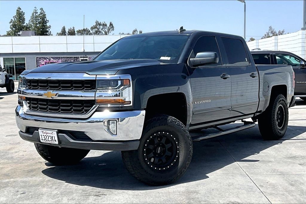 Used 2017 Chevrolet Silverado 1500 LT w/ All Star Edition image 2