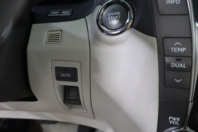 Used 2008 Lexus LS 460 RWD image 17