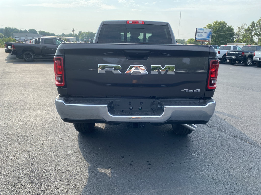 New 2026 RAM 2500 Tradesman AWD/4WD image 6