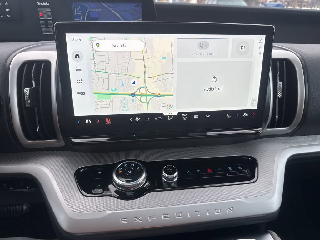 Used 2025 Ford Expedition Active image 24