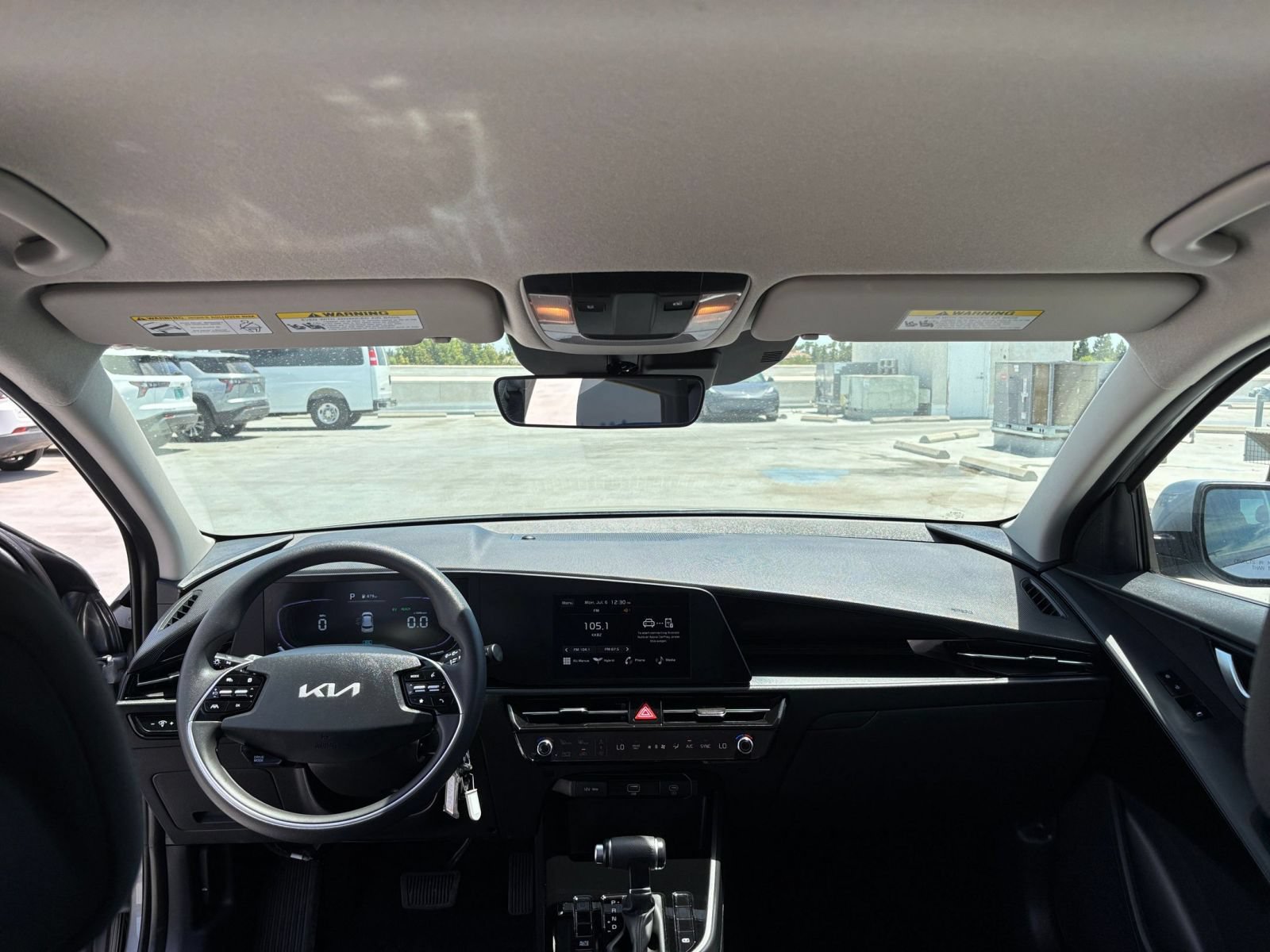 Used 2026 Kia Niro LX FWD image 31