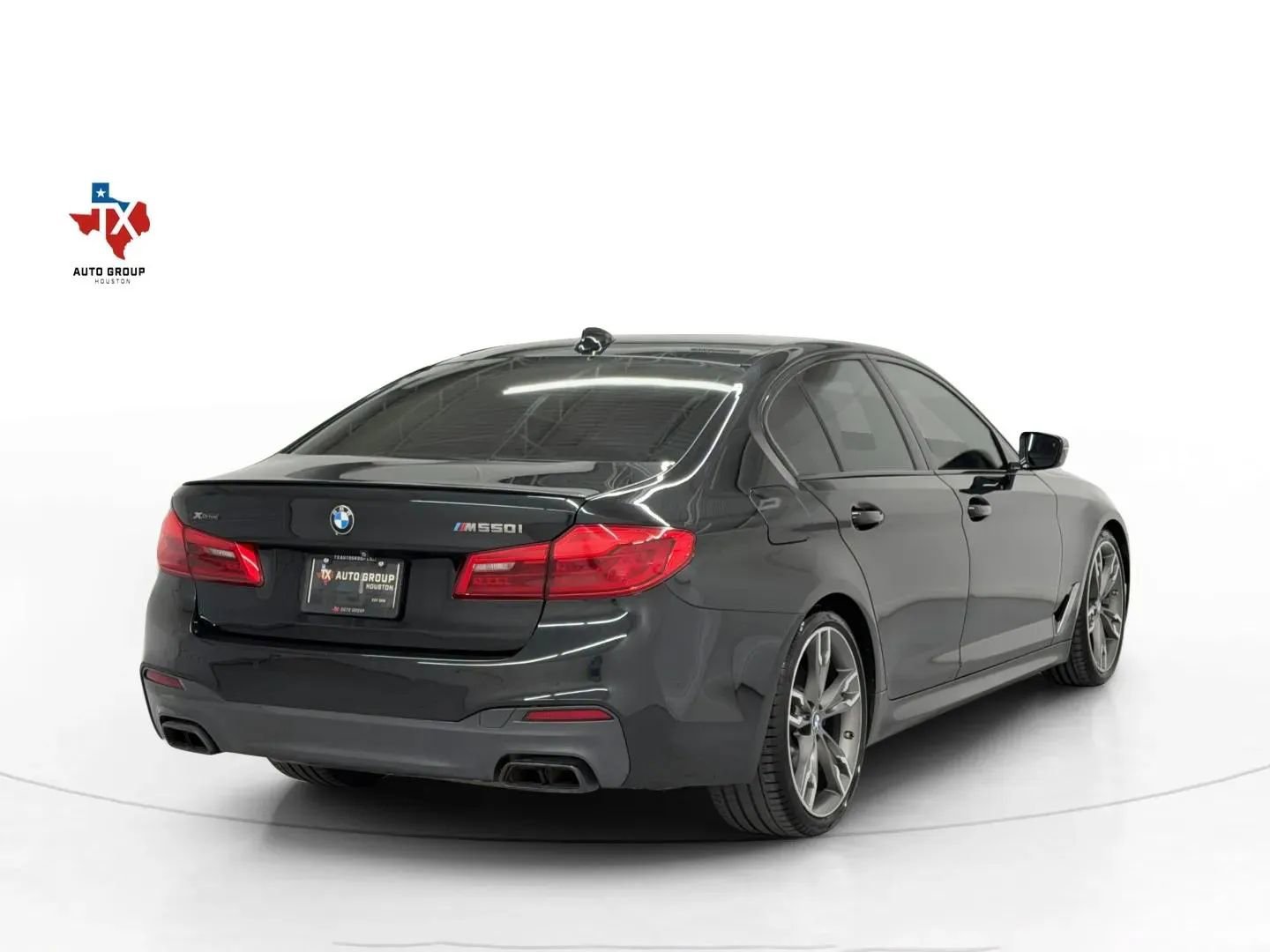 Used 2020 BMW M550i xDrive AWD/4WD image 6