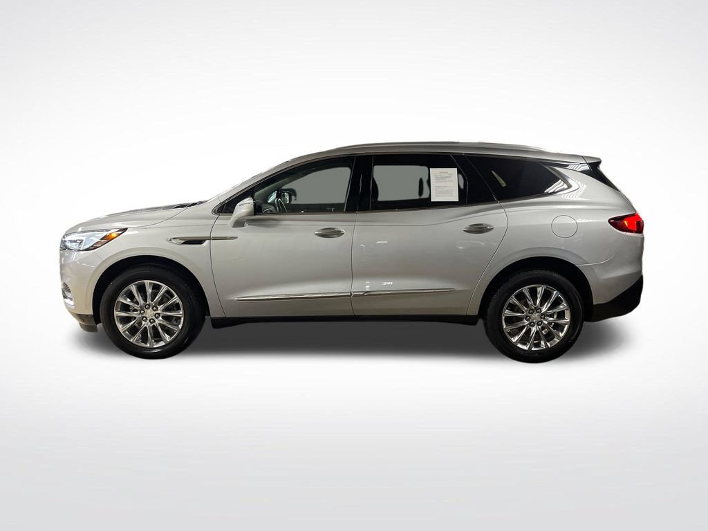 Used 2021 Buick Enclave Premium w/ Sun and Sites Package AWD/4WD image 2