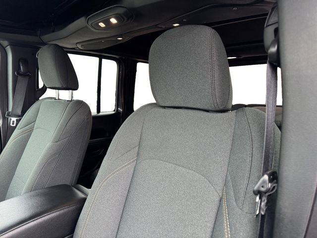 Used 2024 Jeep Wrangler Unlimited Sport AWD/4WD image 13