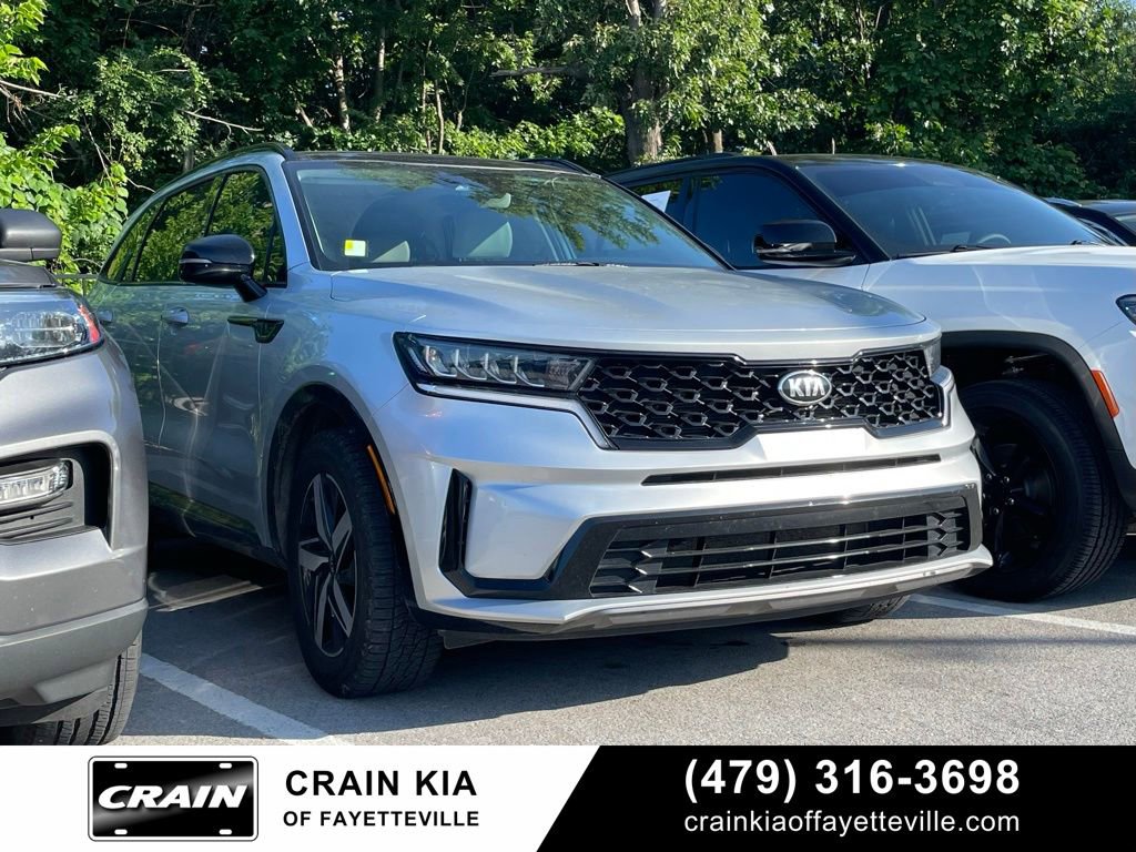Used 2021 Kia Sorento S w/ Panoramic Sunroof Package