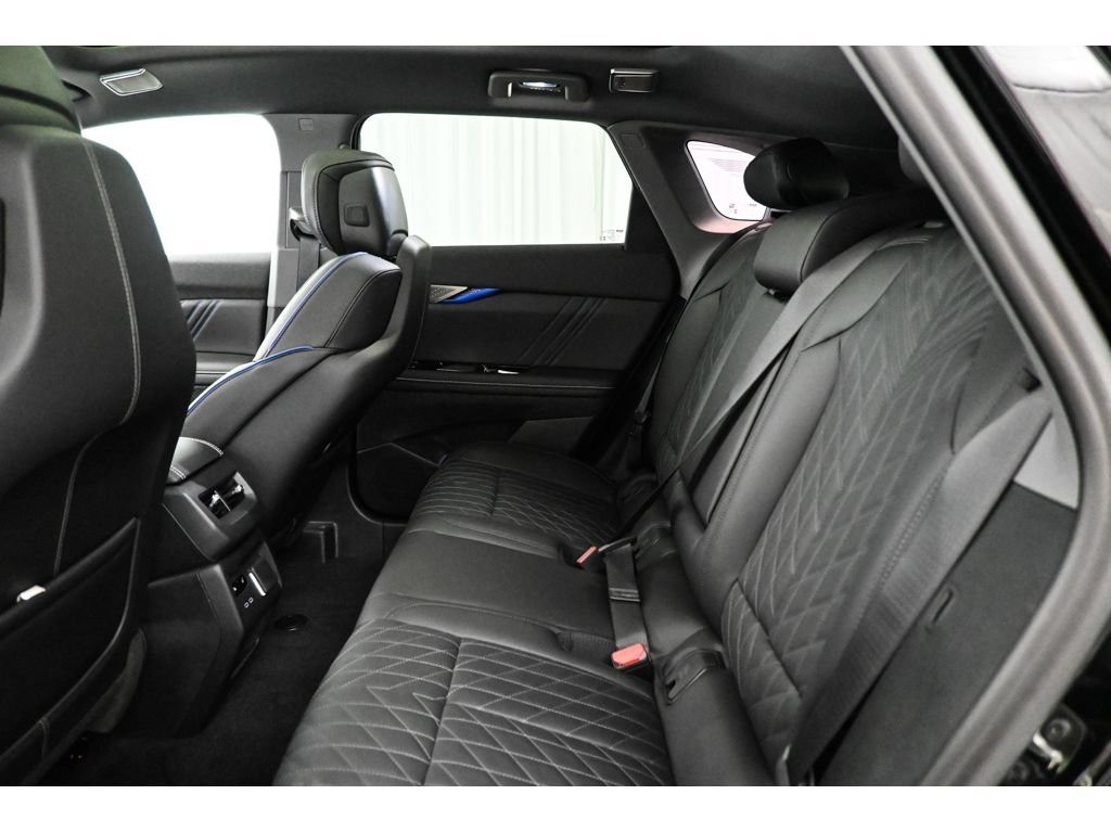 New 2026 Cadillac Optiq V w/ Carbon Fiber Package AWD/4WD image 13