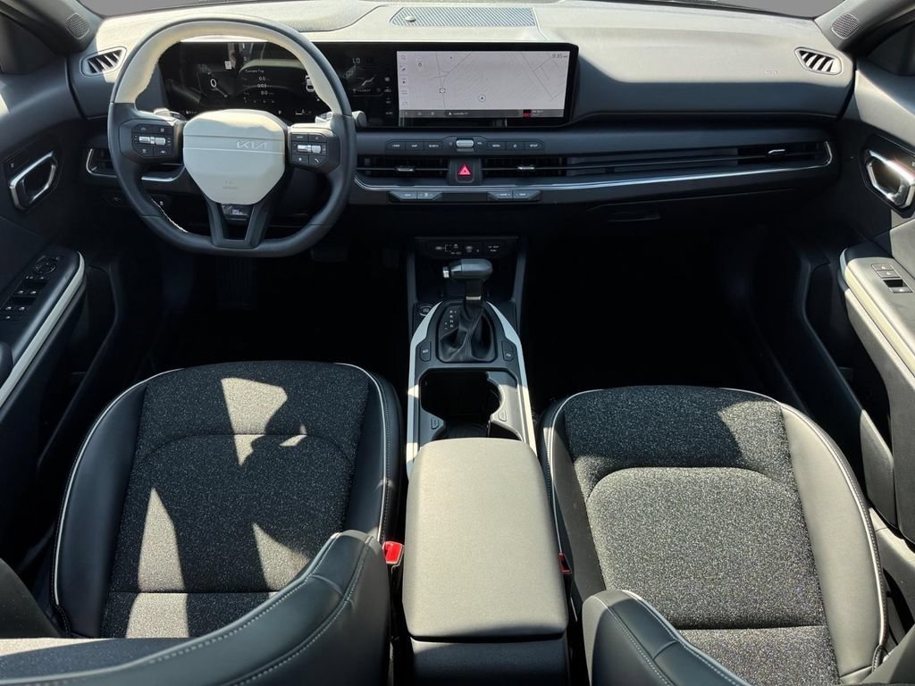 Used 2025 Kia K4 GT-Line FWD image 10
