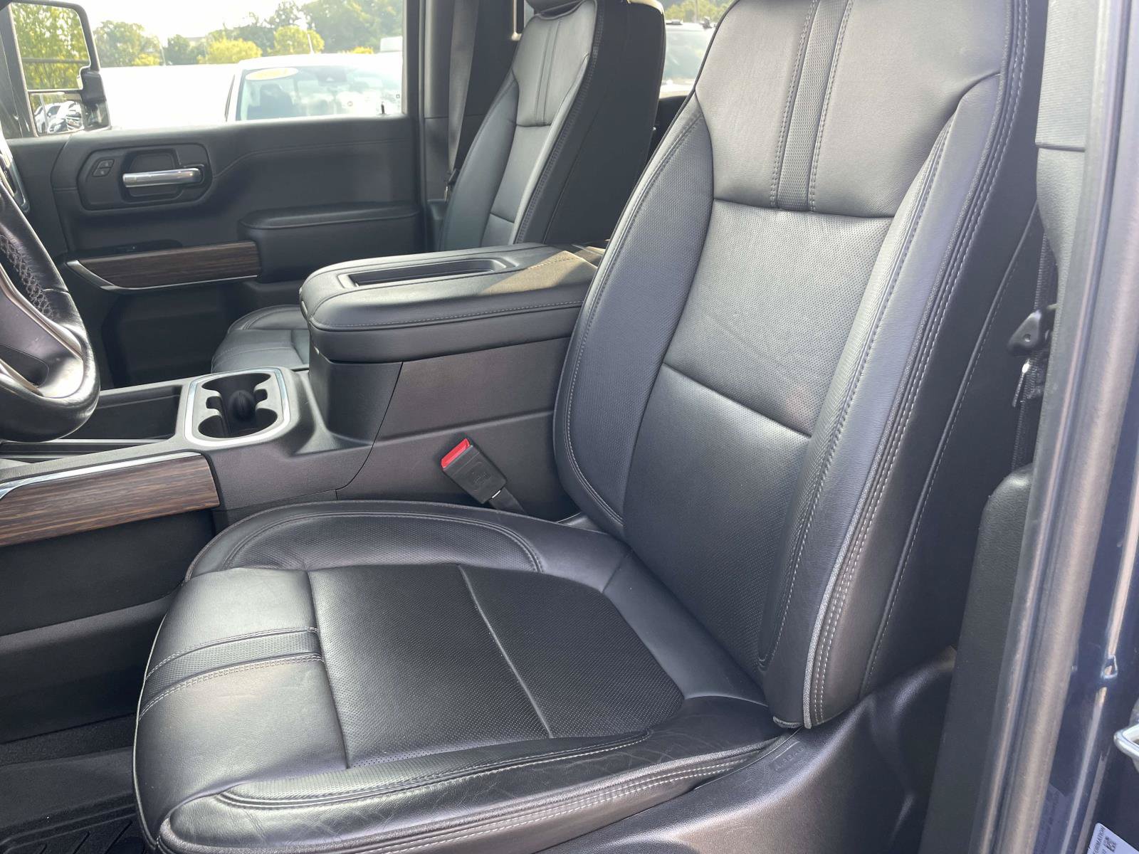 Certified 2022 Chevrolet Silverado 2500 High Country w/ Safety Package II AWD/4WD image 16