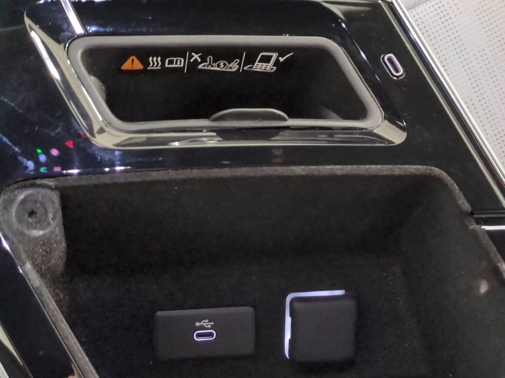 Used 2024 Cadillac Lyriq Sport image 22