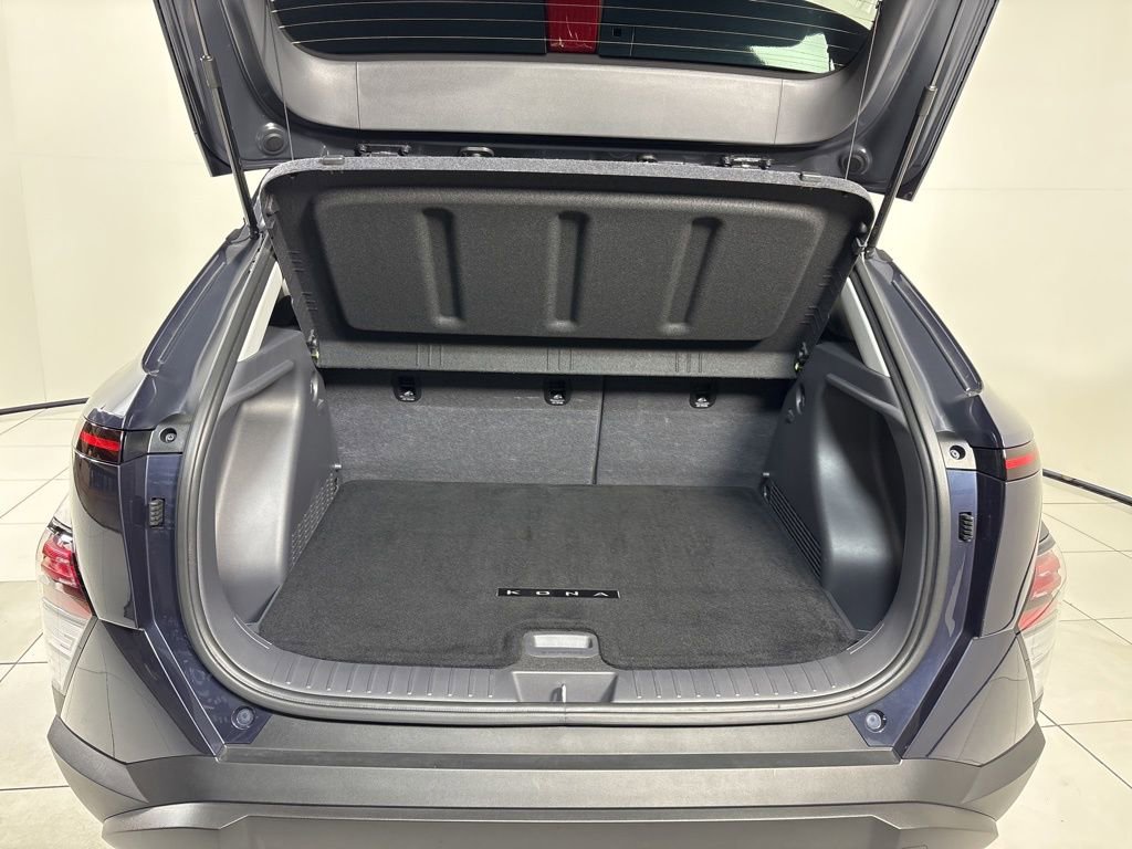 Certified 2025 Hyundai Kona SEL image 27