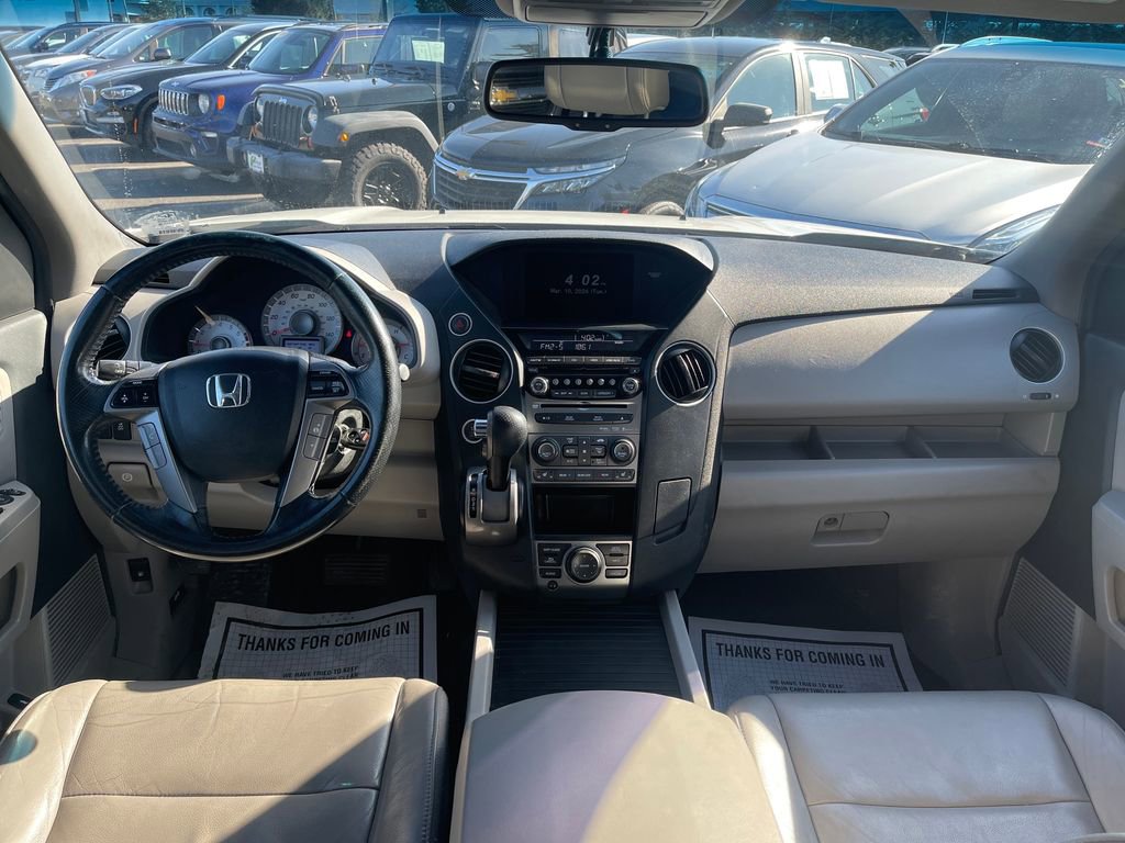 Used 2013 Honda Pilot Touring image 19