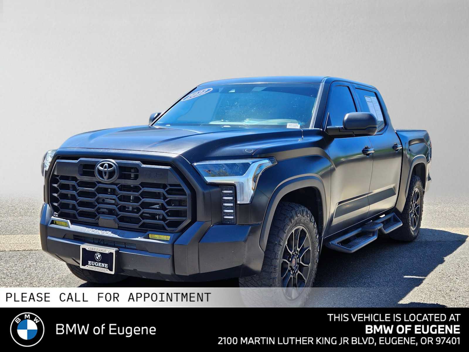 Used 2022 Toyota Tundra SR5 w/ TRD Off-Road Package AWD/4WD image 7