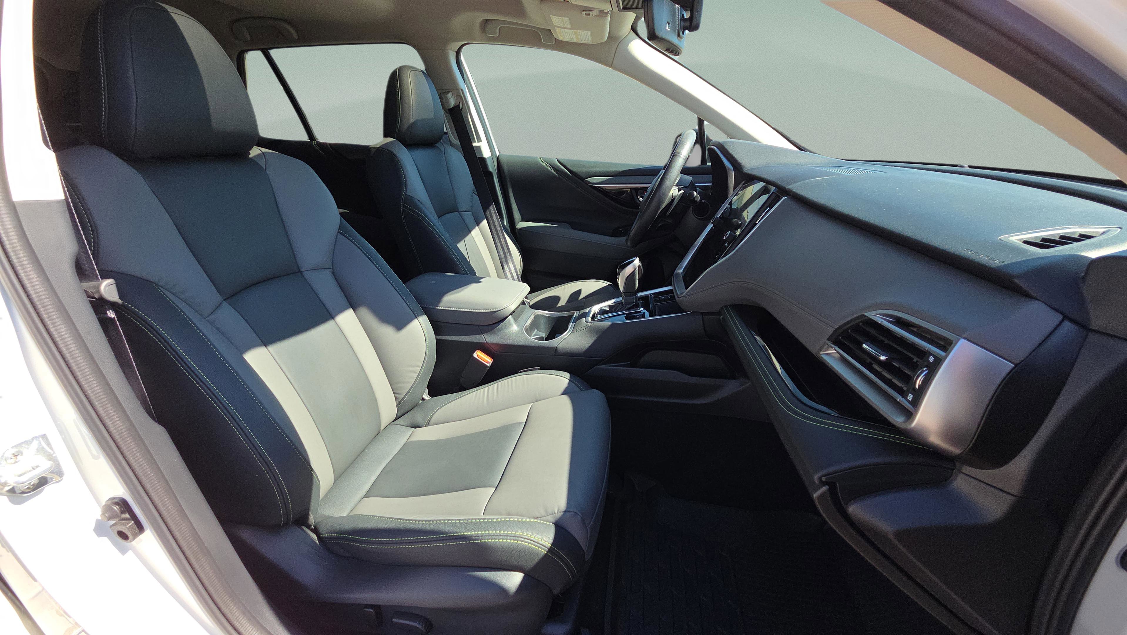 Used 2025 Subaru Outback Onyx Edition XT w/ Popular Package #2 image 15