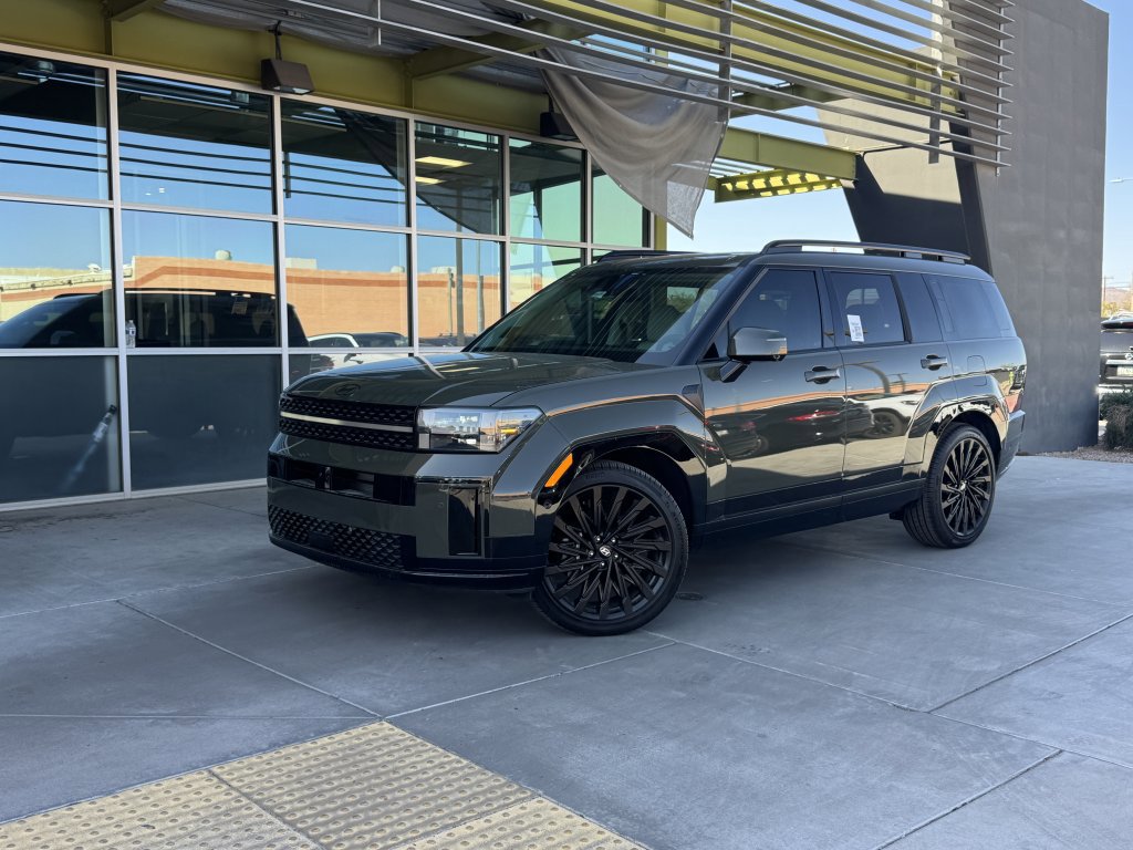 Used 2024 Hyundai Santa Fe Calligraphy image 1