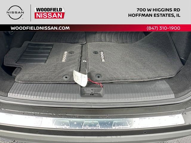 Certified 2023 Nissan Rogue SV w/ SV Premium B Package AWD/4WD image 16