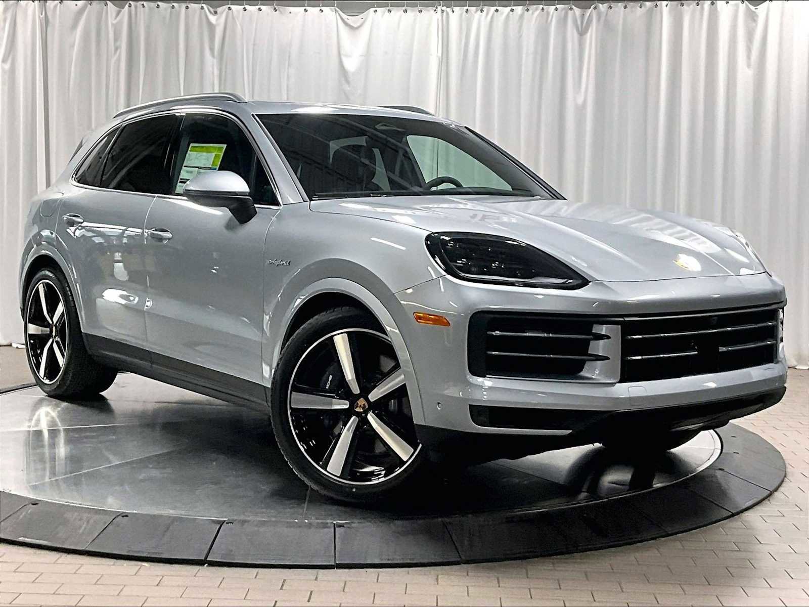 New 2026 Porsche Cayenne E-Hybrid image 9