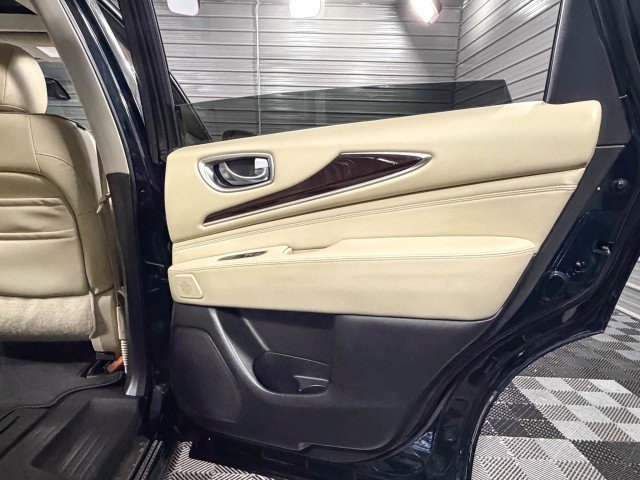 Used 2019 INFINITI QX60 Luxe w/ Sensory Package image 19